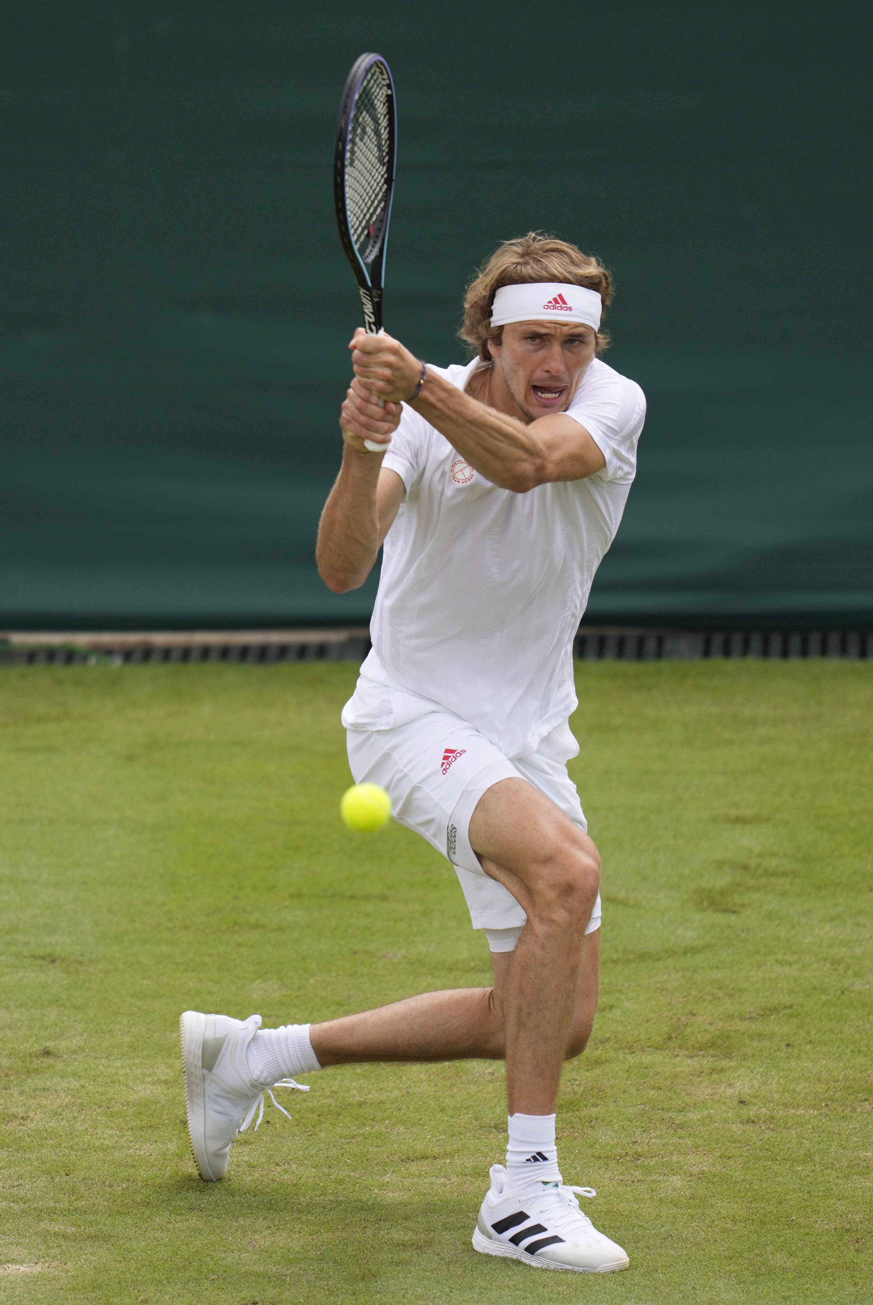 法国网球队绝杀日本网球队,兹维列夫爆发神勇 法国网球队绝杀日本网球队,兹维列夫爆发神勇