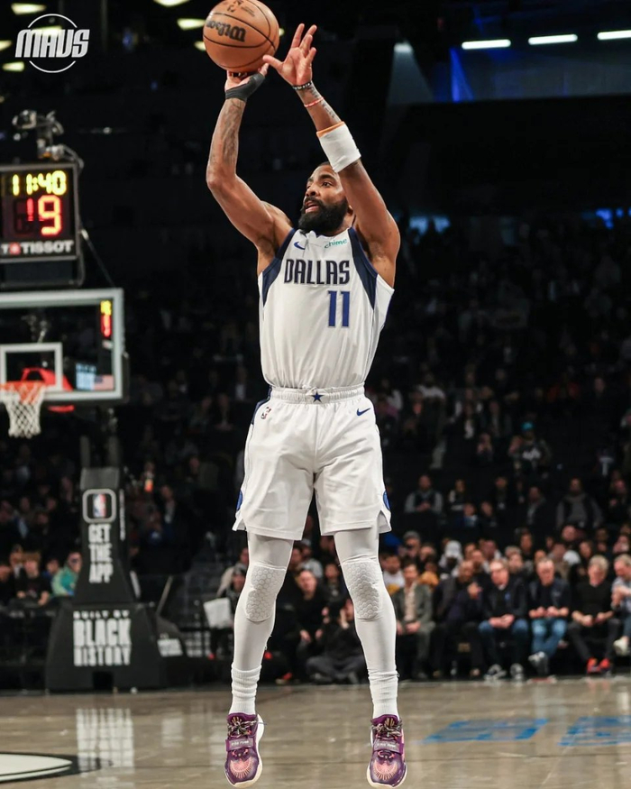 鹈鹕鏖战独行侠,欧文三分雨点燃全场 鹈鹕鏖战独行侠,欧文三分雨点燃全场