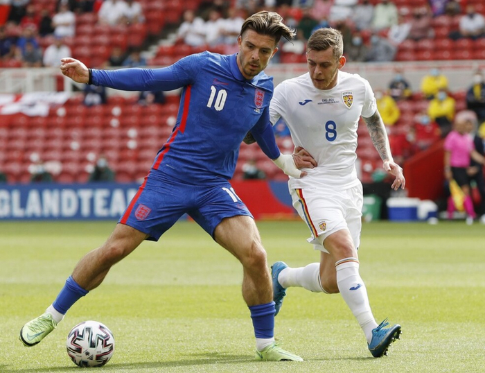 荷兰险胜日本,格拉利什高光表现 荷兰险胜日本,格拉利什高光表现