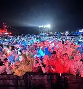 FLY横扫Excel,Ssumday三分雨点燃全场 FLY横扫Excel,Ssumday三分雨点燃全场