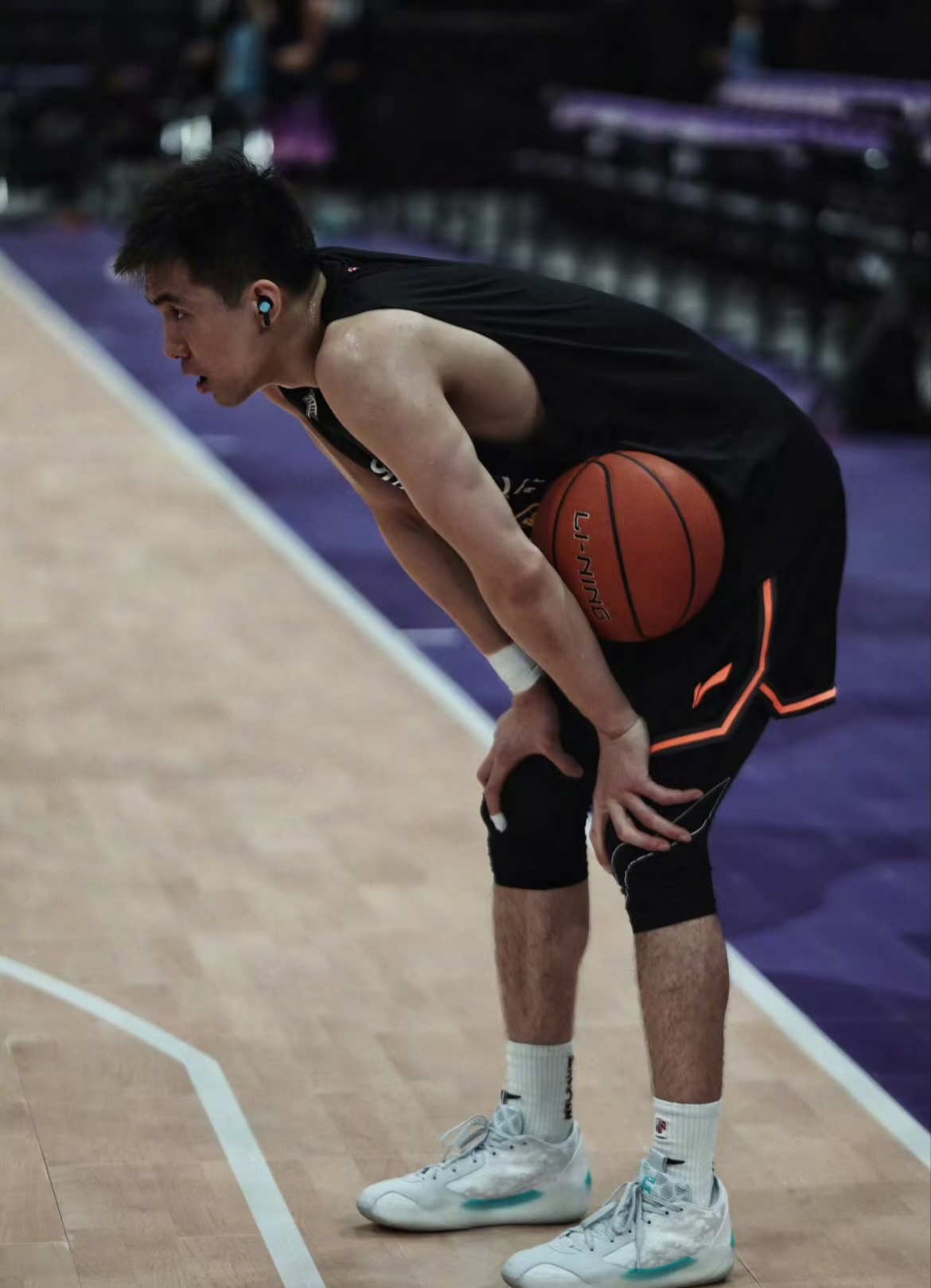 篮网力克深圳队,郭艾伦惊艳四座 篮网力克深圳队,郭艾伦惊艳四座