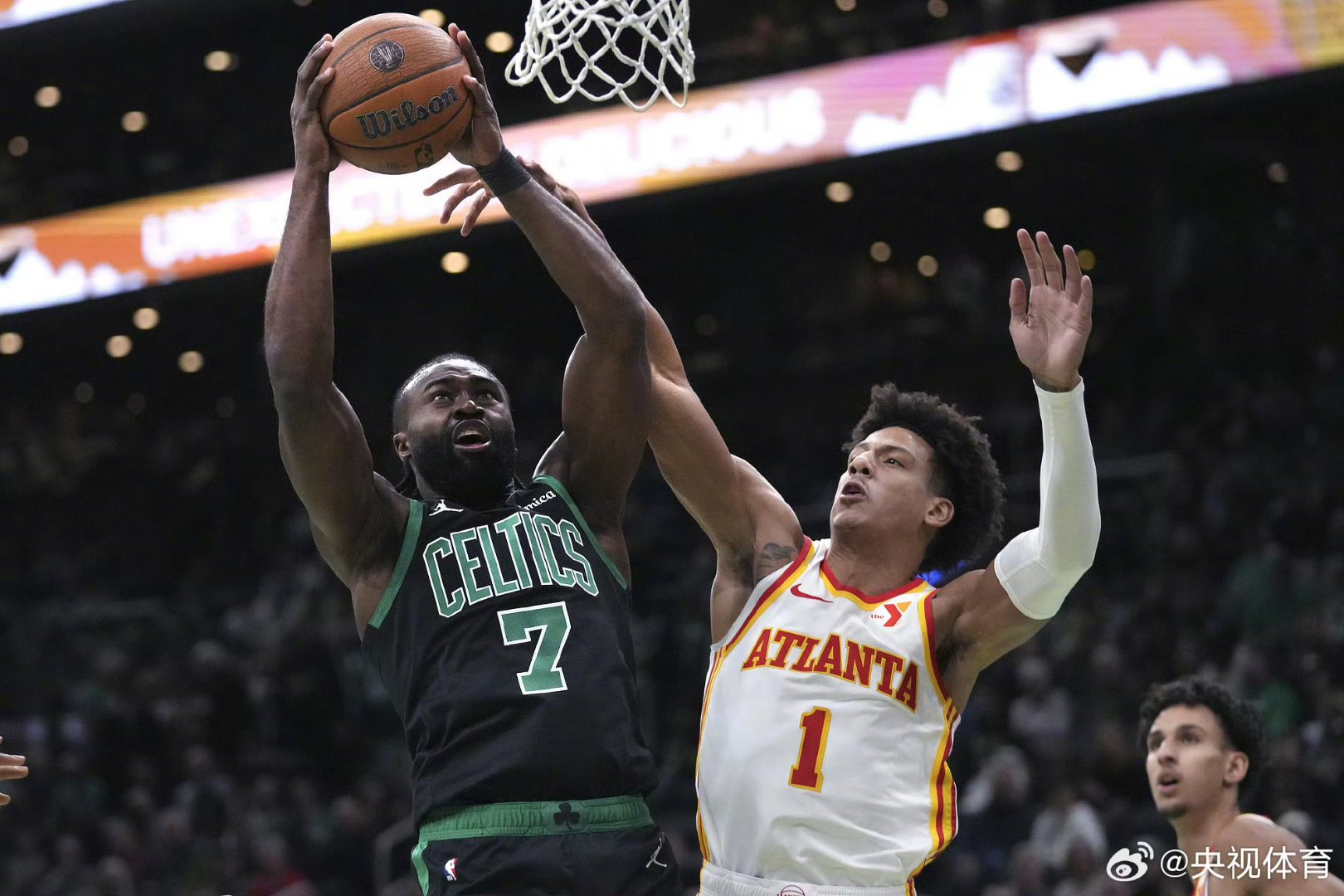 凯尔特人完胜魔术,詹姆斯带队取胜 凯尔特人完胜魔术,詹姆斯带队取胜