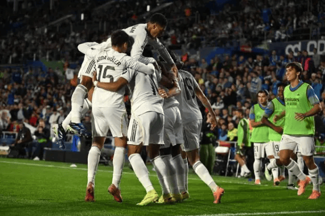 瑞士绝杀皇马,姆巴佩统治全场 瑞士绝杀皇马,姆巴佩统治全场