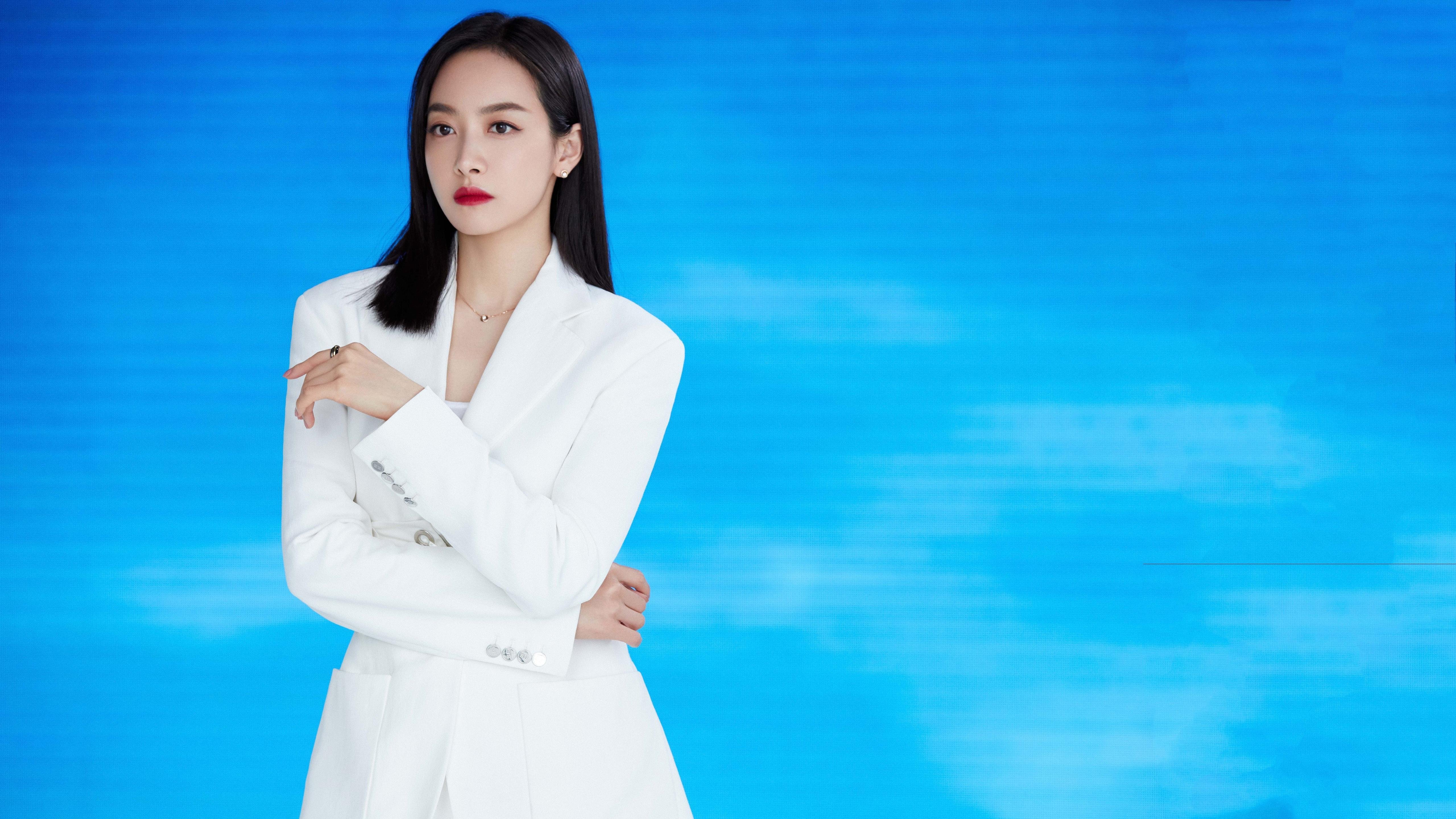 秋风扫落叶!深圳队轻取江苏队,易建联高光表现率队取连胜