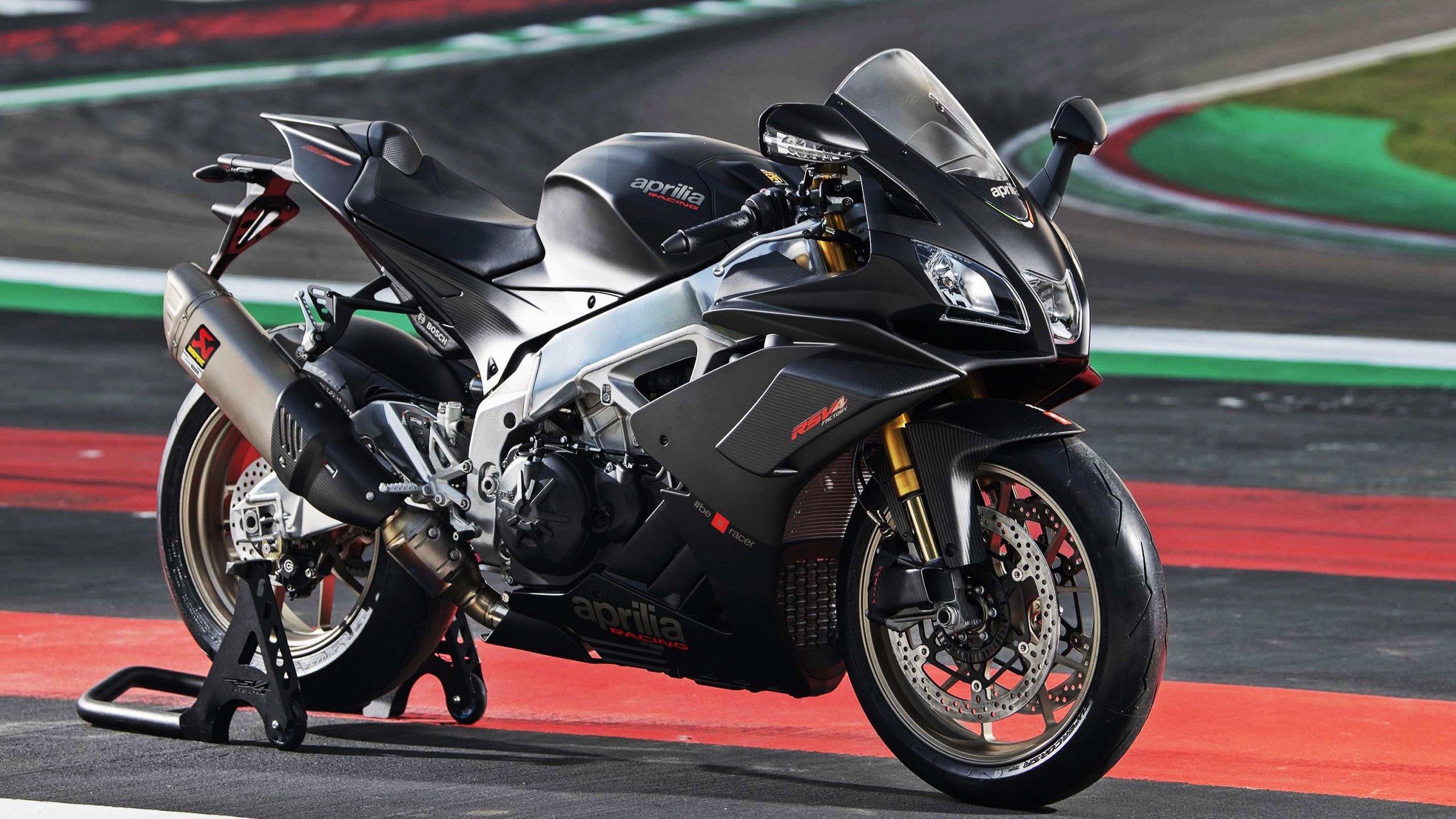 爱游戏大厅-勒芒惊变，当黑天鹅撕裂红牛王朝