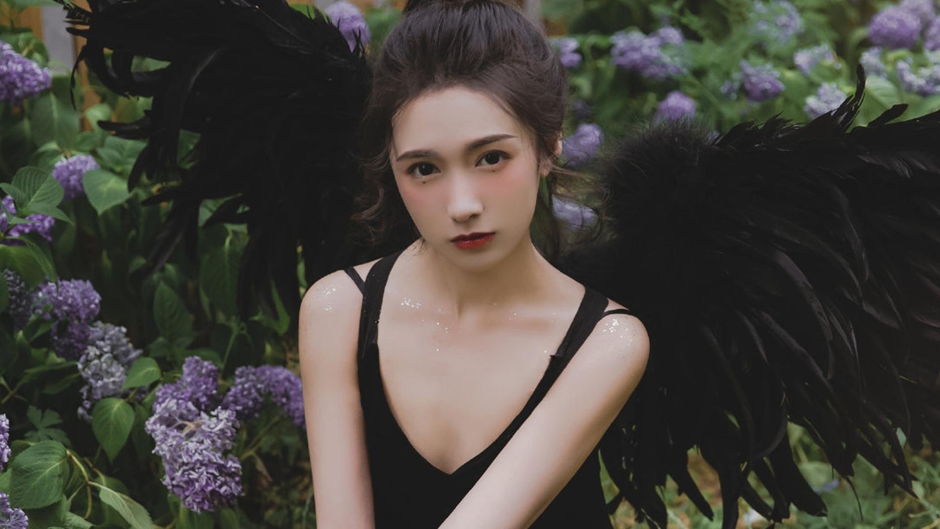 红魔之墙,当库尔图瓦用指尖重塑2026世界杯命运—F组焦点战比利时2:1险胜泰国纪实